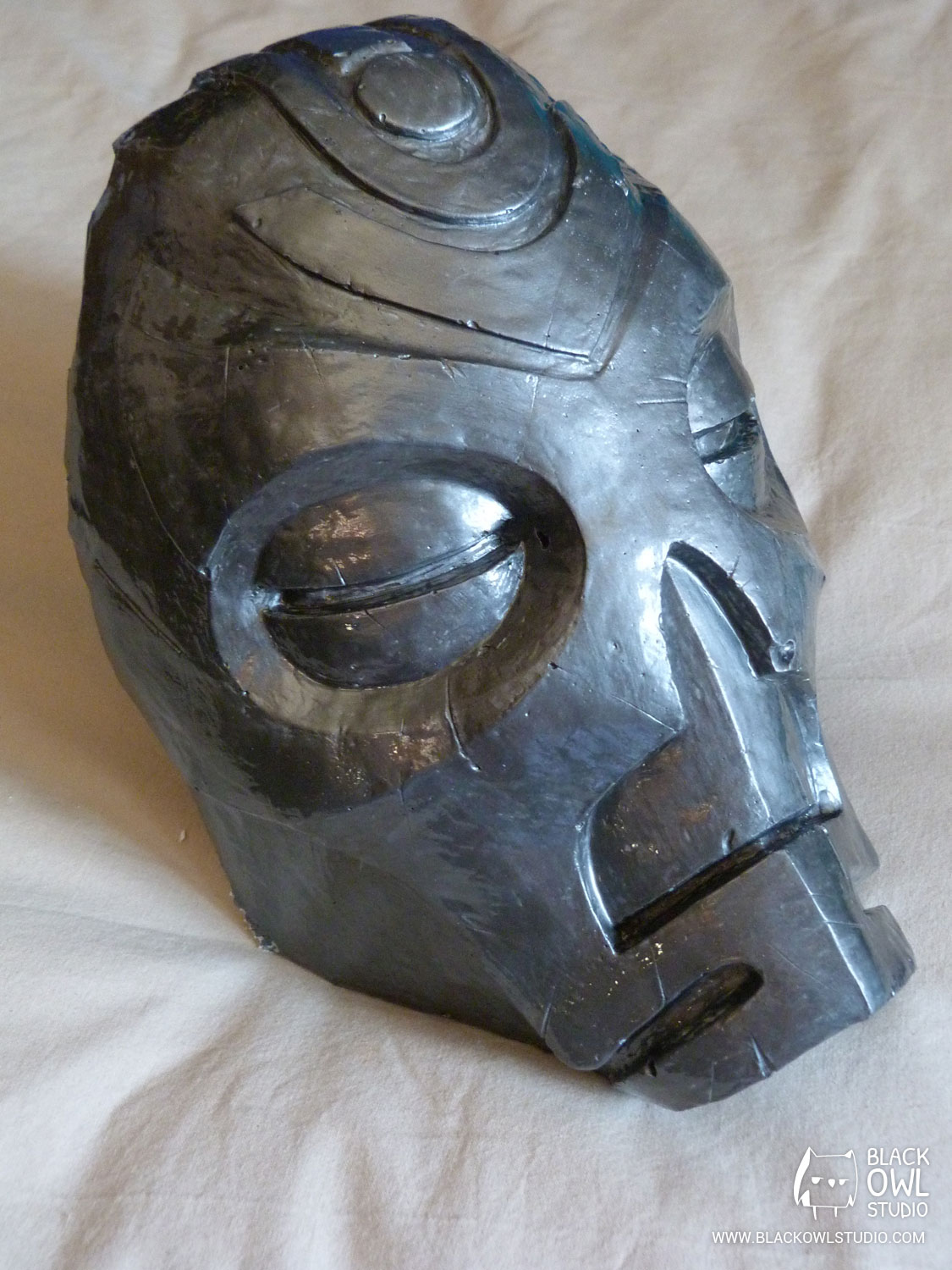 Vokun : réalisation d'un masque en résine – Black Owl Studio