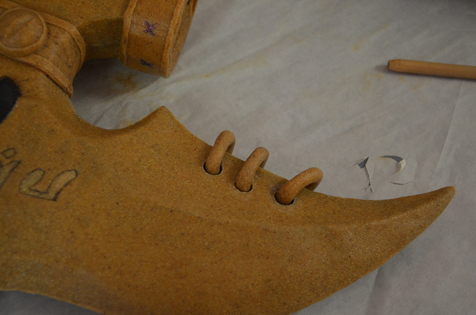 Warsong Commander Axe making of Black Owl Studio