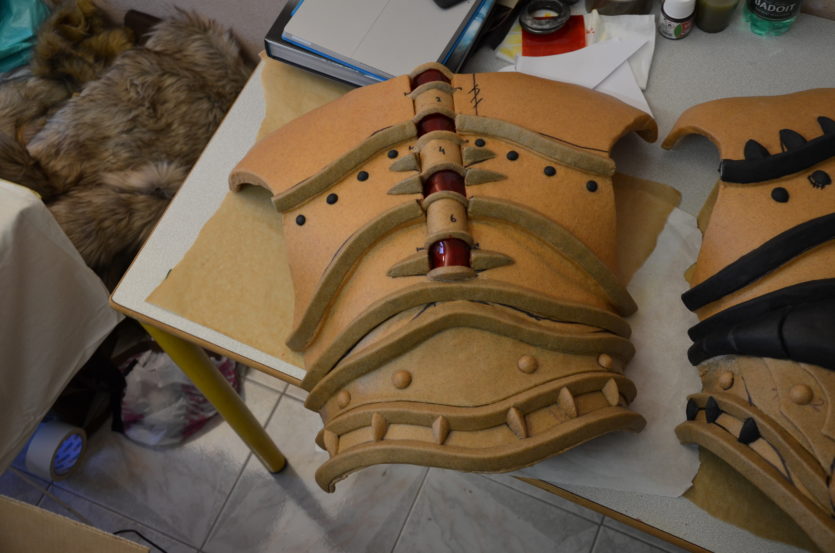 dos led worbla armure