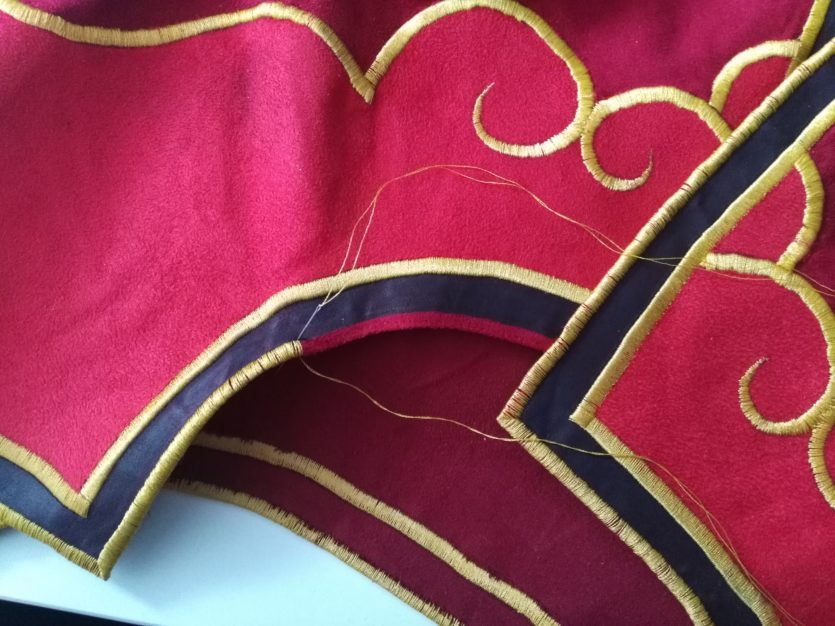 broderie cape moniale diablo cosplay