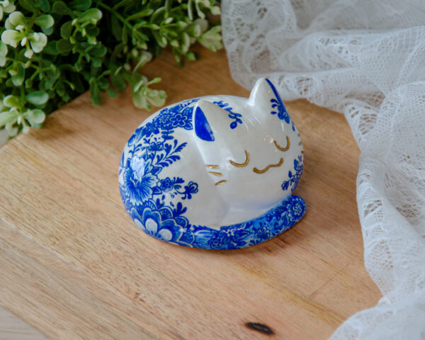 Chat Bleu des Jardins